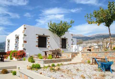 Lainnya Traditional Apartments Madares