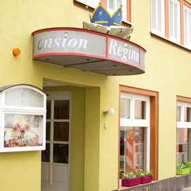 Primary image1瑞格娜 Inh. 旅館莫尼克克魯格飯店,Tambach-Dietharz/Thür. Wald飯店