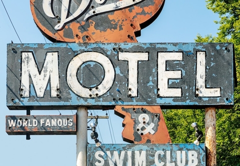 Others The Dive Motel & Swim Club