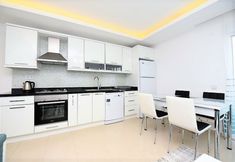 Lain-lain 2 Crown City