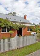 Primary image Rose Cottage - Historic Luxury