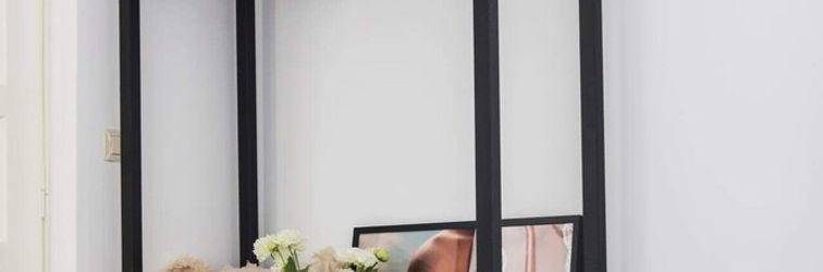 Lainnya Square Apartment - LoftAffair