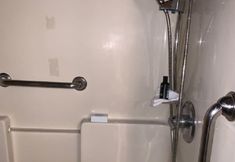 其他 5 Log Cabin in the Field