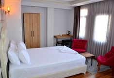 Others 5 Palmera Old City