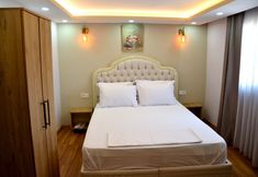 Others 3 Palmera Old City