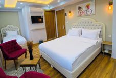 Others Palmera Old City