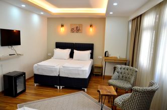 Others 4 Palmera Old City