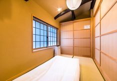 Others 3 Miro Rakusan Tei