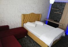 Lain-lain 3 Pin Suites