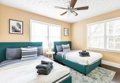 기타 6 Charming LaVista bungalow