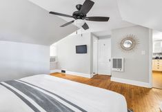 기타 4 Charming LaVista bungalow