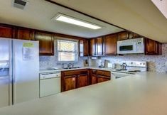 Others 7 303-atlantis-on-amelia