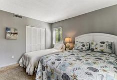 Khác 6 2126 Beachwood