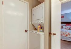 Others 4 2354/56-courtside Villas