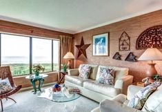 其他 7 C116-amelia-surf-and-racquet