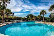 Lainnya 1183-beach-walker