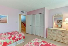 Others 6 1129 Beach Walker