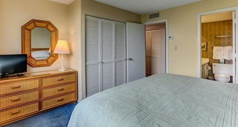 Khác 2 1127 Beach Walker