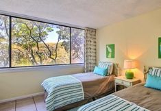 Others 7 1109-beach-walker