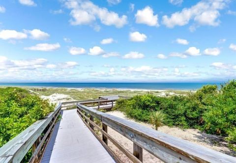 Others 2062-beachwood