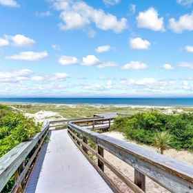 Primary image 1 2098-beachwood, Nassau County Hotels