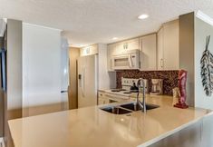 其他 3 C123-amelia-surf-and-racquet - 1303311