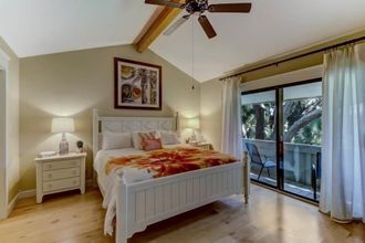 Others 4 3006-club-villas