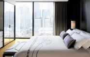 อื่นๆ 2 Crown Metropol