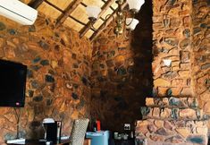 Others 3 Coral Tree Inn