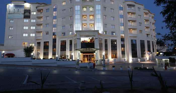 อื่นๆ Tunis Grand Hotel