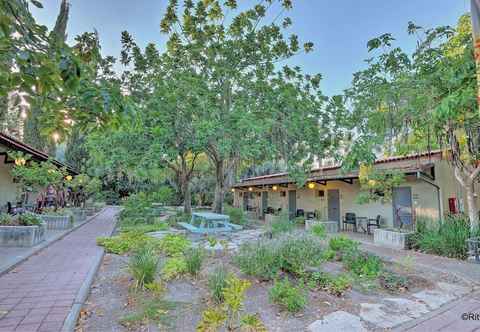 Khác Kibbutz Ashdot Yaacov Ichud Country Lodging