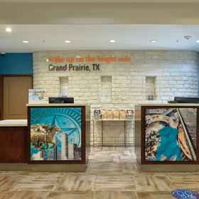 Lobby 1 La Quinta Inn & Suites by Wyndham Dallas Grand Prairie South, University of Texas at Arlington Hotels