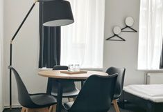 其他 6 Hotel AVAlex