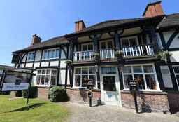 Crown, Droitwich by Marston's Inns, THB 6,579.92