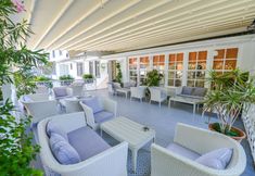 อื่นๆ 6 Tonoz Beach Hotel