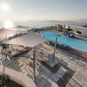 Primary image 1 칼데라스 돌핀 스위트, White Beach 호텔