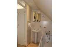 Others 6 The White Horse Inn