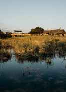 Primary image Hlosi Game Lodge - Amakhala Game Reserve