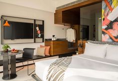 Others 5 EAST Hong Kong