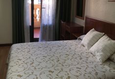 その他 7 Hostal Galaico