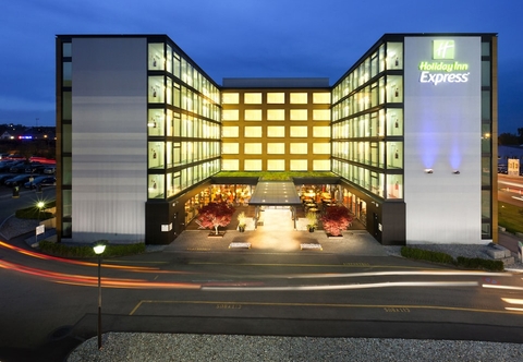 Others Holiday Inn Express Zurich Airport, an IHG Hotel