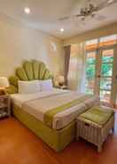 Kamar Coco Grove Beach Resort