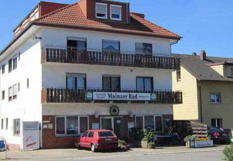 Others Pension Mainzer Rad