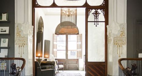 기타 2 L'Avenida Hotel