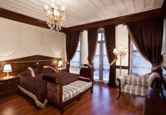 Others 5 Ascot House