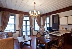 Others 2 Ascot House