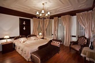 Others 4 Ascot House