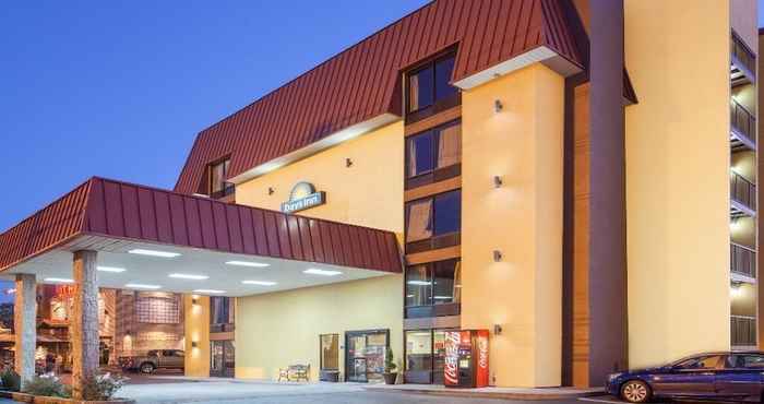 Others Days Inn & Suites by Wyndham Pigeon Forge