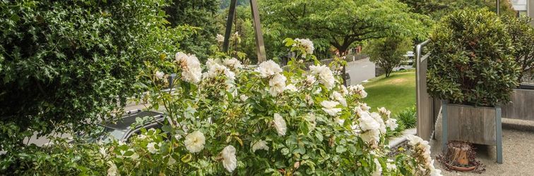 Others Coronation Lodge