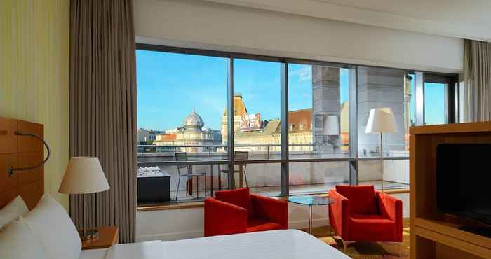 อื่นๆ Courtyard by Marriott Budapest City Center